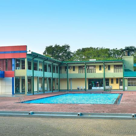 Hotel Gunners Club Minneriya Exterior foto